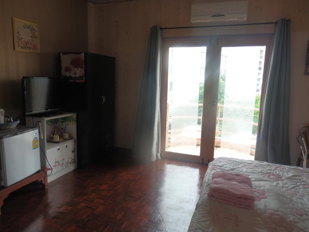 Hua Hin Tour Guesthouse Экстерьер фото