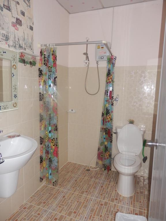 Hua Hin Tour Guesthouse Экстерьер фото